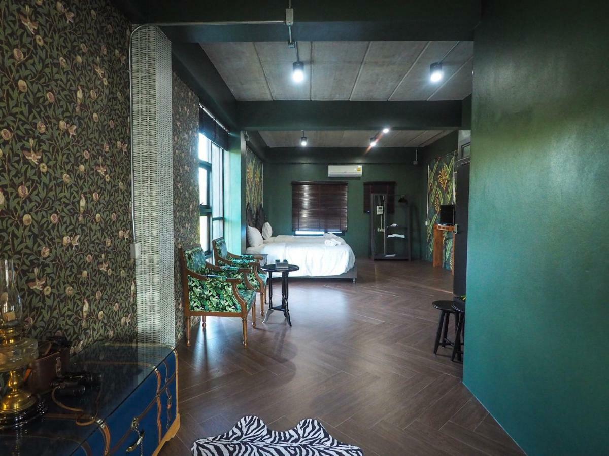 Wiw Mini Hotel Bangkok Exterior photo